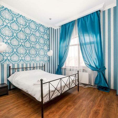 Stylish Apartment With A Balcony Overlooking The Park Odessa Extérieur photo